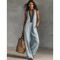 Ärmlös damjumpsuit med V-ringning och vida ben