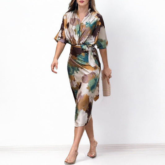 😍🛒Begränsat erbjudande👗Elegant satinklänning med tryck för kvinnor