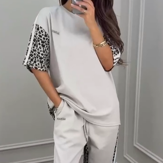 🌺 Patchwork Sweatshirt med leopardtryck