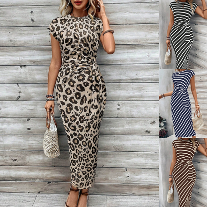 👗💃 Elegant klänning med knuten midja – smickrande passform, flödande tyg och perfekt för speciella tillfällen ✨