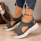 👡✨ Glittrande stickade platåsandaler