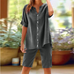 👕🩳 Andningsbart linne-set med V-ringning och shorts