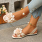 👡🌸 Platt sandal med blomma och metallrem