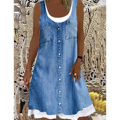 👗🌸 Denimklänning med blommönster