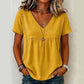 👚✨Elegant T-shirt med V-ringning för damer – smickrande halsringning, mjukt tyg och mångsidig – perfekt för vardagen, kontoret och fritiden – lätt att kombinera