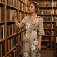 Elegant jumpsuit med V-ringning och tryck för damer