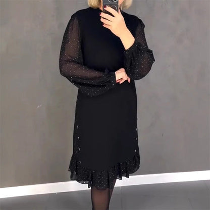 Nyhet✨ 🌟 Klassisk klänning med gnistrande detaljer – tidlös stil för alla tillfällen